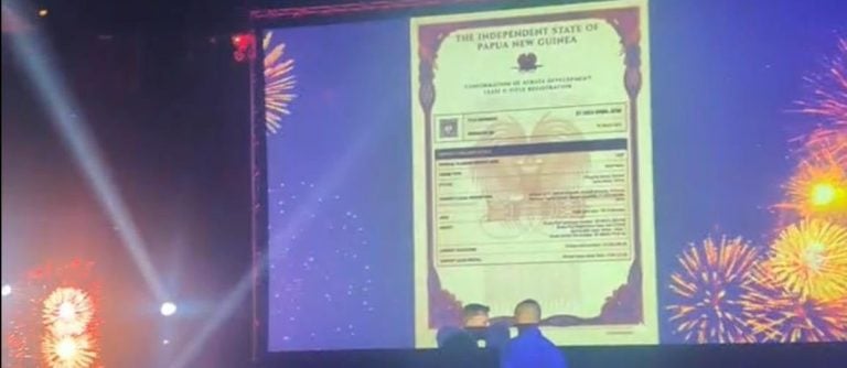 Papua New Guinea's first digital strata title shown on screen at its launch in Port Moresby